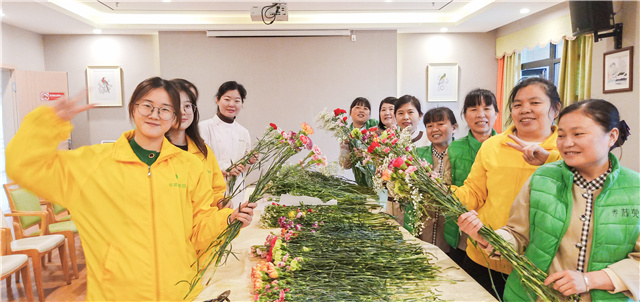 1618976388171041.jpg 01藝術(shù)插花活動 (1).jpg